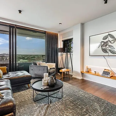 Awesome Apartment W Parking